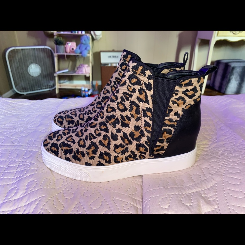 Steve Madden leopard booties/high top sneakers